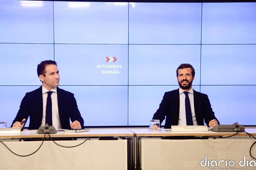 Casado ataca a Sánchez con el 'caso Isofotón' y subraya que la Fiscalía "salpica a tres de sus ministros"