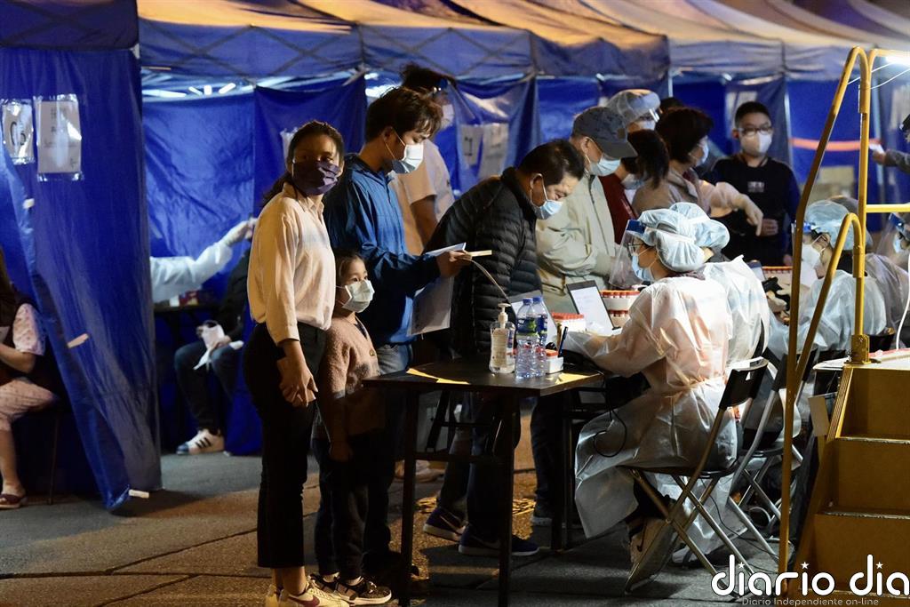 China informa de 21 nuevos casos de coronavirus, ninguno de transmisión local
