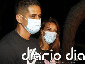 Christofer, con su inseparable Fani Carbajo, abandona el hospital tras ser operado de urgencia