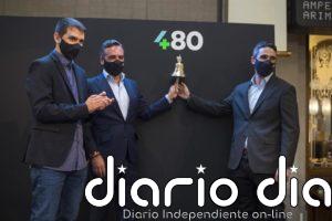 Cuatroochenta recibe cinco millones de Banco Santander para su estrategia de fusiones y adquisiciones