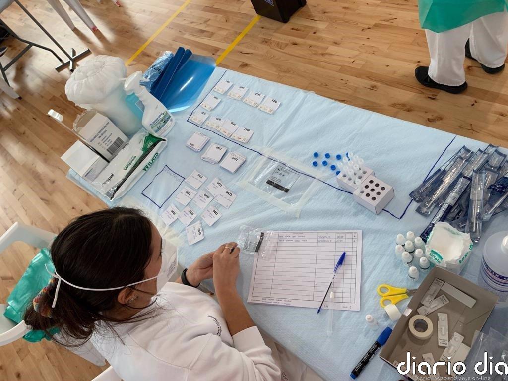 Detectan cuatro nuevos positivos en la tercera jornada de cribado en Sant Josep, tras realizar 948 pruebas