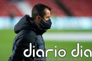 Diego Martínez: "Es para quitarse el sombrero y darle las gracias a estos jugadores"