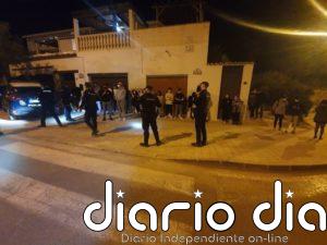 Disuelven un botellón con un centenar de jóvenes, algunos de ellos menores, en un mirador de difícil acceso en Alicante