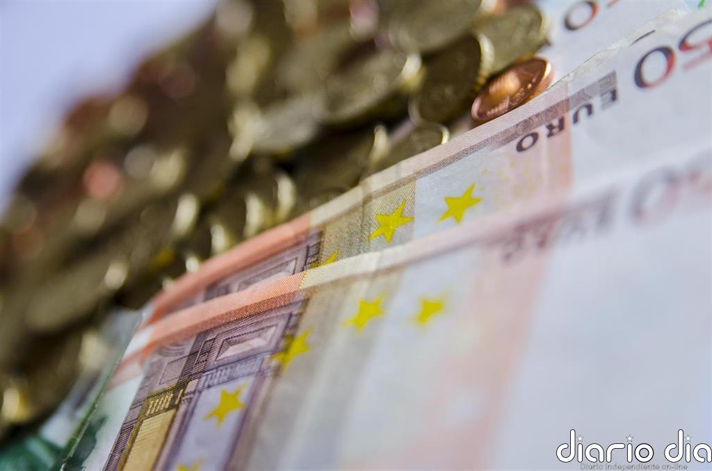 El crédito a las familias bajó un 1% en 2020, mientras que a las empresas subió un 5,6%