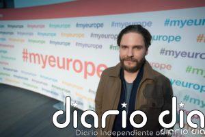 El hispanoalemán Daniel Brühl competirá por el Oso de Oro de la Berlinale en su debut como director