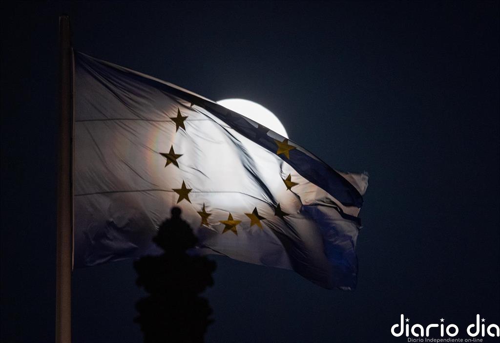 El PIB de la eurozona cayó un 6,8% en 2020 tras una recaída del 0,7% en el cuarto trimestre