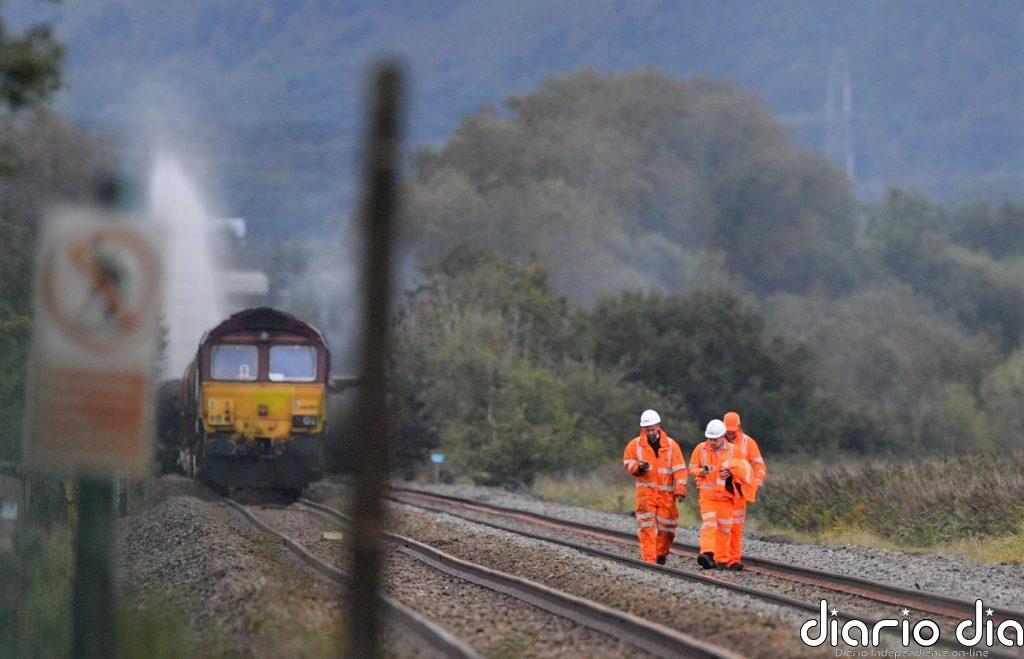 Al menos un muerto y 15 heridos por la colisión de dos trenes en Gales
