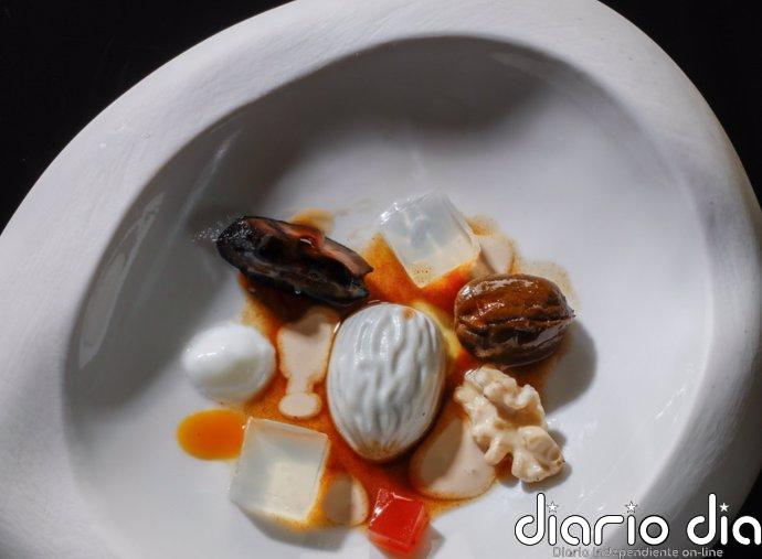 Así es comer en 'Disfrutar', el mejor restaurante del mundo (y cuánto cuesta) Coulant nixtamalizado de roquefort con nueces, manzana y membrillo - 2023