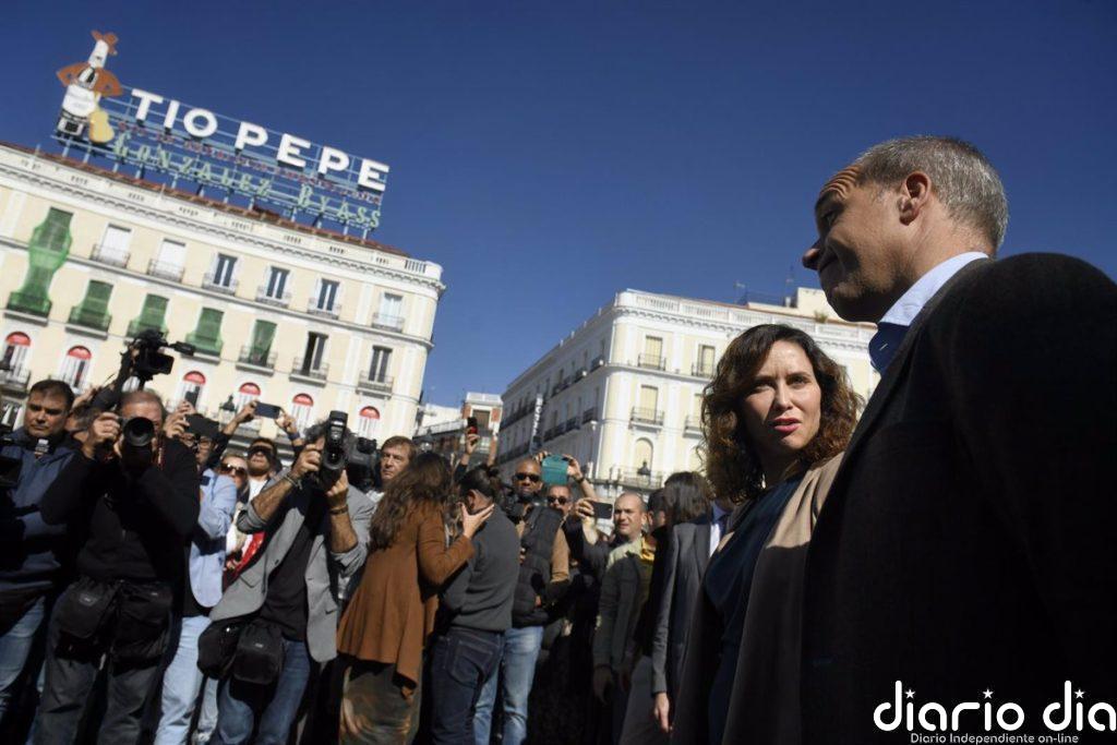 Ayuso dice que reunirse con Sánchez "no sirve para nada", que comunicó al PP su decisión y que respeta a los que acuden
