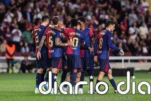 El Barça golea y sonríe con Gavi