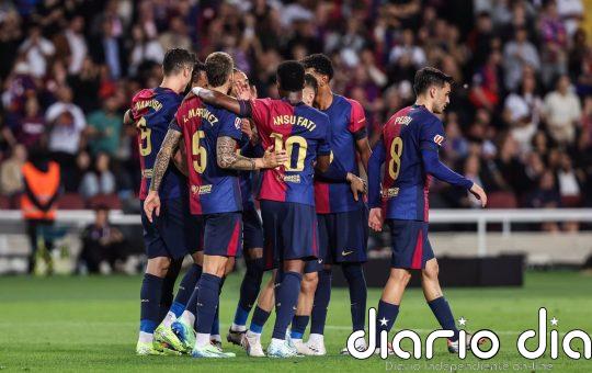 El Barça golea y sonríe con Gavi