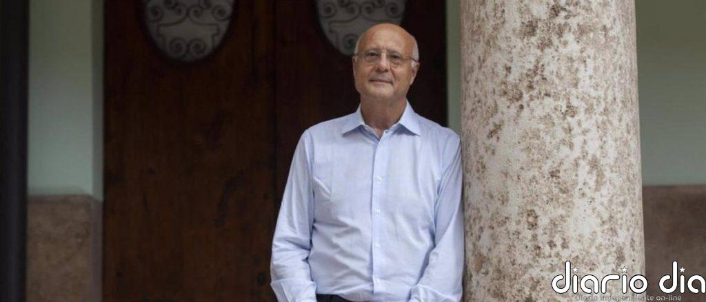 El filólogo Pedro Cátedra ingresa en la RAE y alerta de la "crisis humanística" en la que está la cultura escrita