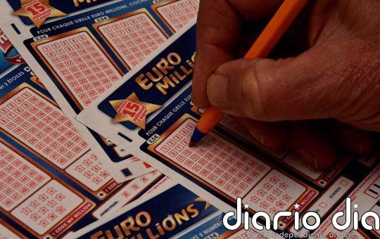 El hermano de una ganadora de Euromillones no quiere que comparta con él el premio por una vieja pelea familiar