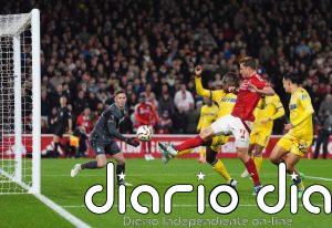 El Nottingham Forest hunde al Crystal Palace y mira hacia arriba