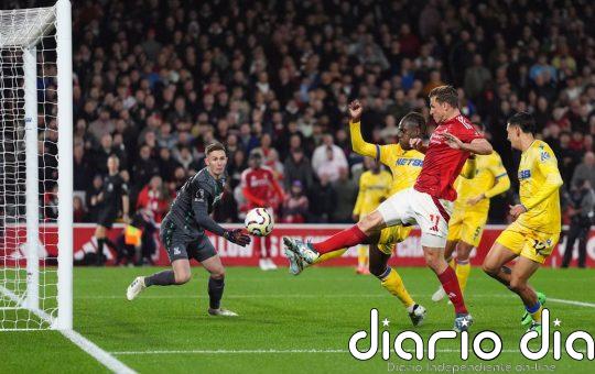 El Nottingham Forest hunde al Crystal Palace y mira hacia arriba