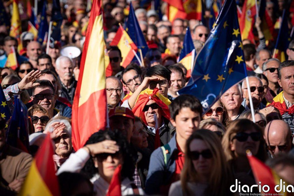 El PP y Vox respaldan este domingo la protesta de un centenar de asociaciones para pedir elecciones generales ya