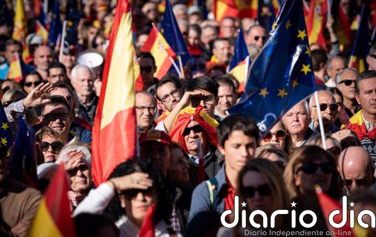El PP y Vox respaldan este domingo la protesta de un centenar de asociaciones para pedir elecciones generales ya