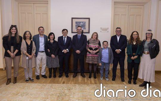 Fundación ONCE y CNSE se unen para facilitar la inserción social de las personas con sordoceguera