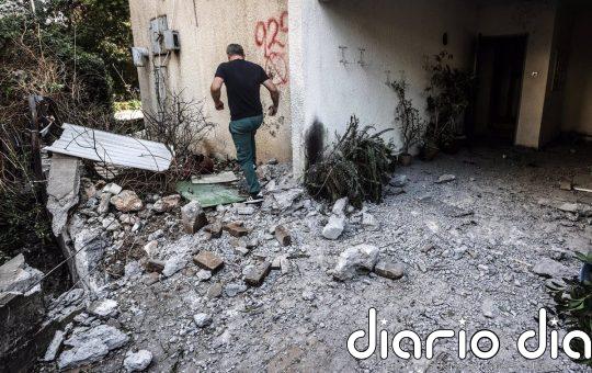 Israel anuncia la muerte de otro comandante de Hezbolá en medio de una ola matinal de cohetes desde Líbano