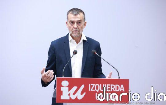 IU dice que el caso Koldo "no huele nada bien" y critica que el PP quiere tumbar al Gobierno por "tierra, mar y aire"