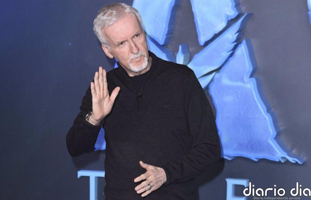 James Cameron promete elevar el listón en 'Avatar: El sentido del agua': "La primera era una historia más simple"