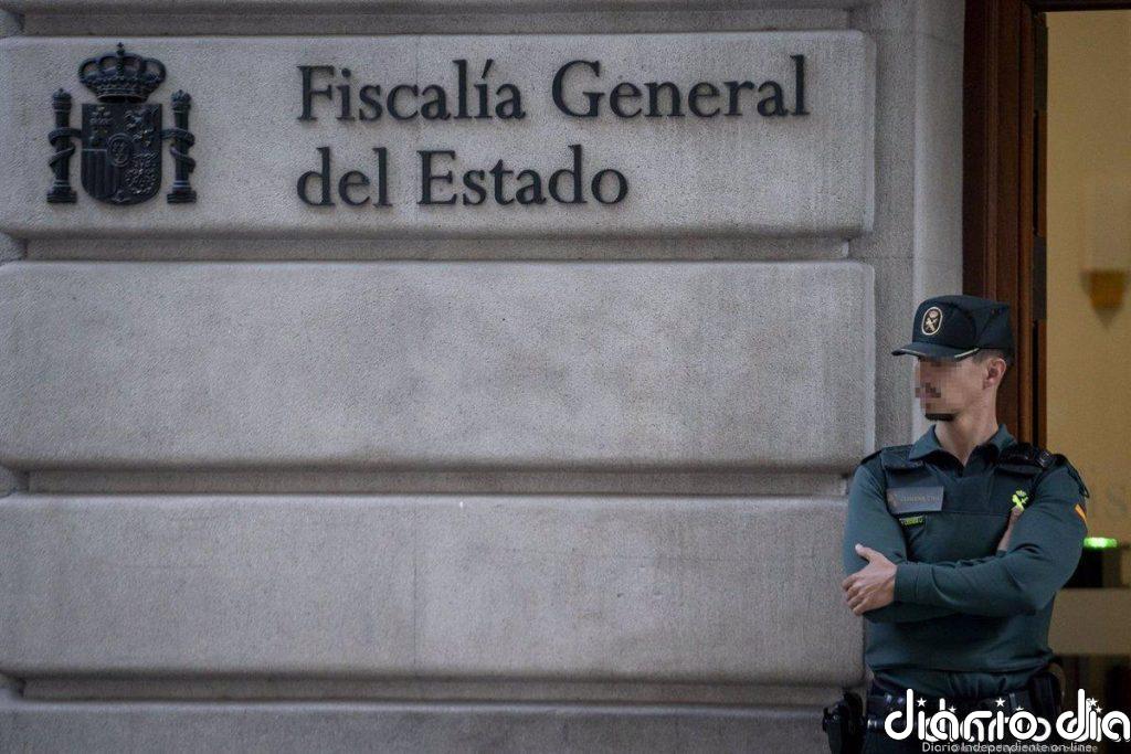 La Guardia Civil termina el registro en el despacho del fiscal general tras más de diez horas