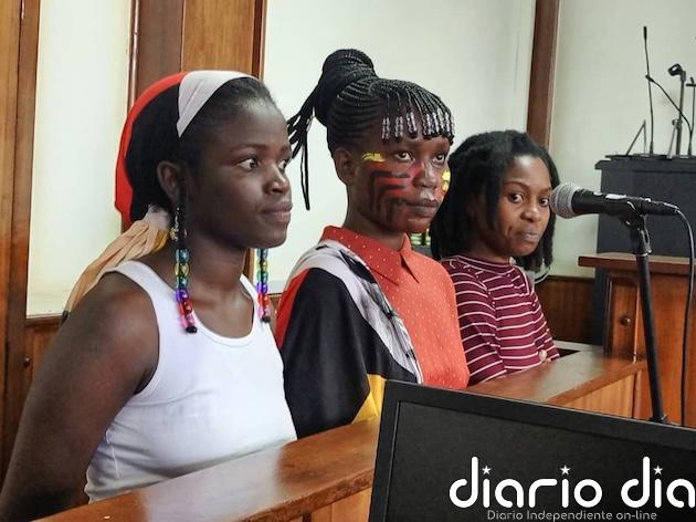 La historia de jóvenes detenidas por luchar contra la corrupción en Uganda