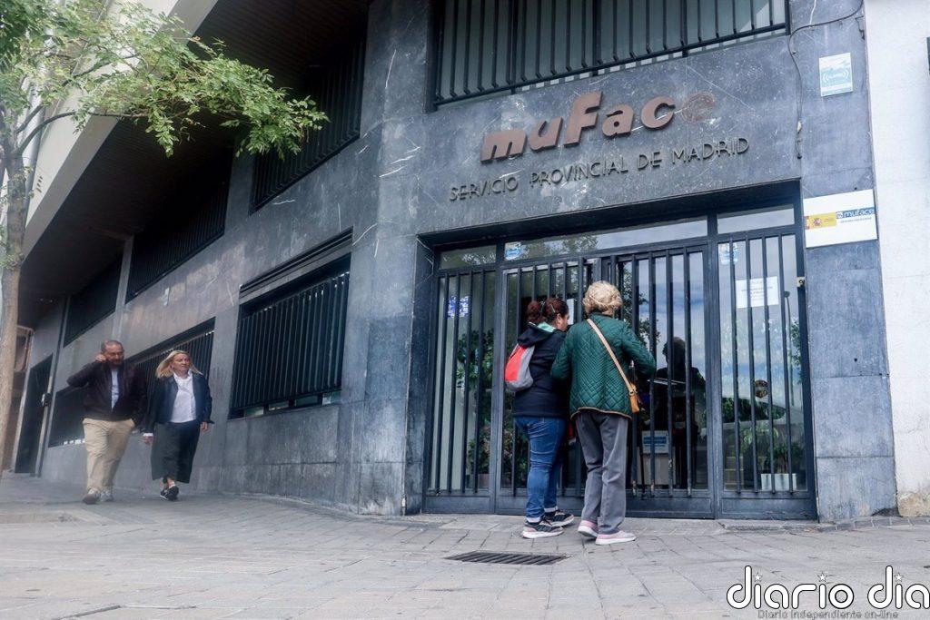 Las aseguradoras estudian si les compensa acudir a Muface para mantener el volumen de actividad