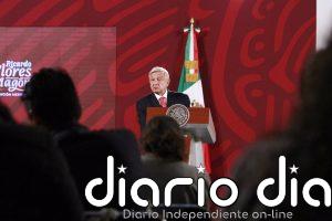 López Obrador defiende que no ha intervenido en la crisis política de Perú y que "solo ha opinado"