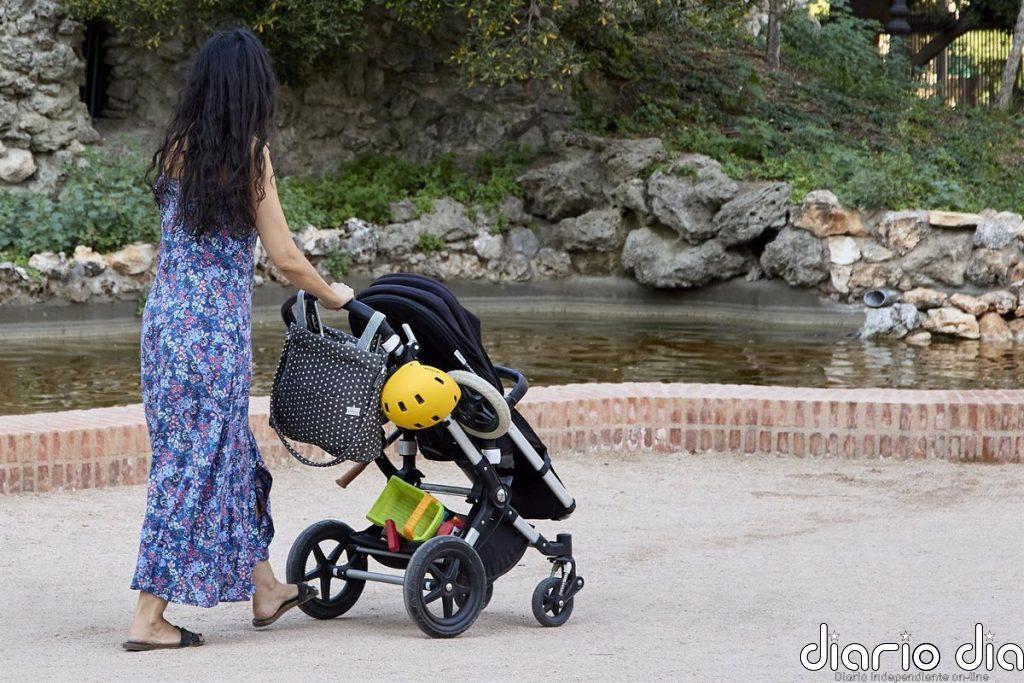 Los obstáculos de las mujeres que están al frente de hogares monoparentales