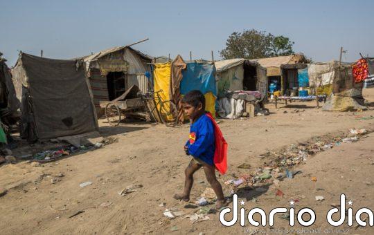 Más de mil millones de personas viven en pobreza multidimensional