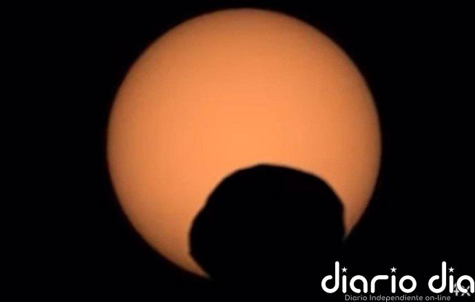 Perseverance capta el tránsito de Fobos con forma de 'ojo saltón'