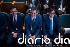 Sánchez recibirá a Illa y Mañueco el 22 de noviembre para cerrar su ronda de encuentros con los presidentes autonómicos