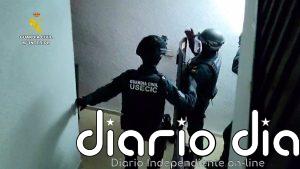 Tres detenidos por retener en "granjas humanas" a personas para controlar sus cuentas bancarias