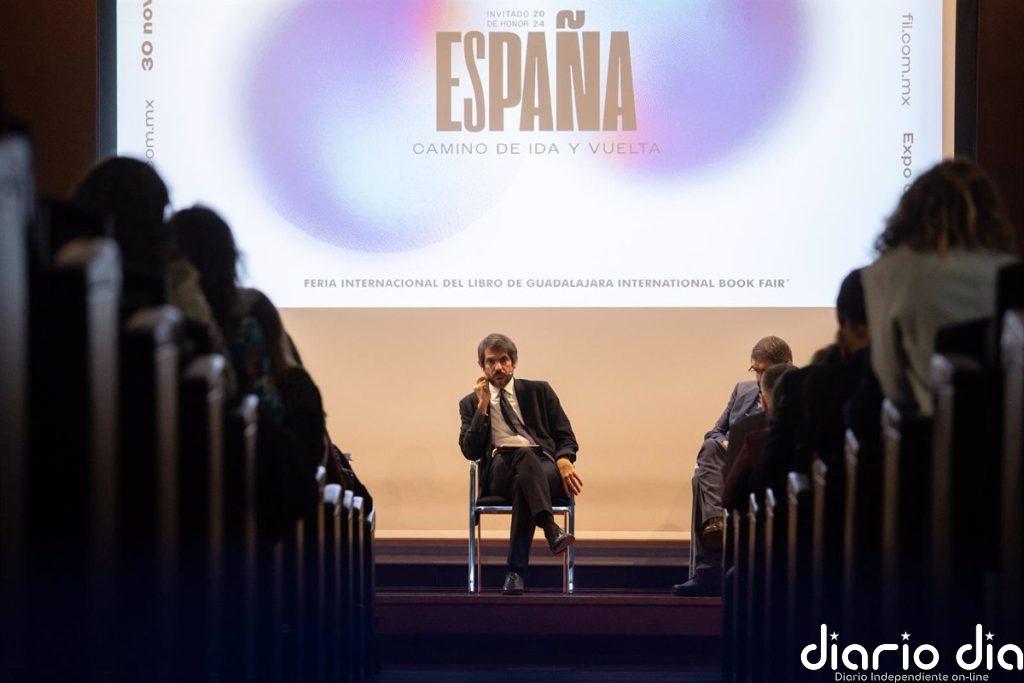 Urtasun asegura que España no va a "mostrar la cultura española" a la Feria del Libro de Guadalajara (México)