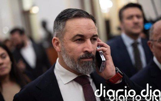 Abascal acusa a Sánchez de tener al Ejército "acuartelado" por "bastardos intereses políticos"