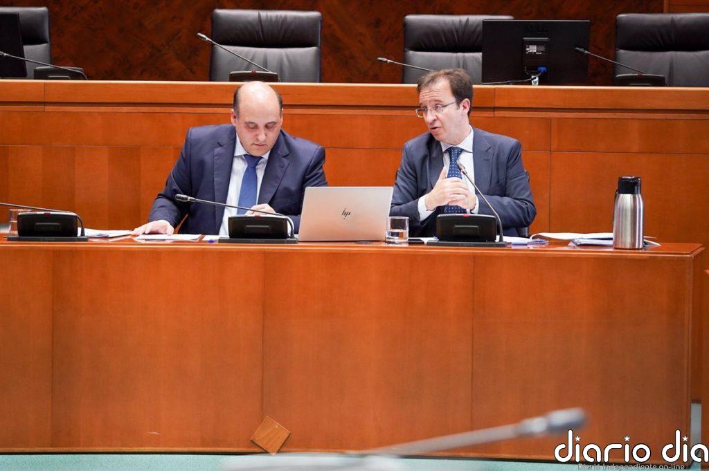 El director general de Función Pública informa en las Cortes sobre los procesos selectivos de la presente legislatura