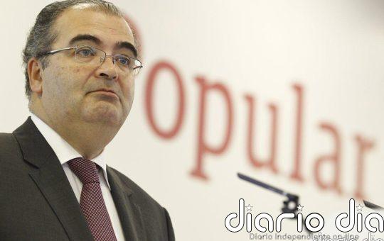 El juez abre juicio contra el exdirector del Popular Ángel Ron, 12 directivos y PwC por estafa en la ampliación de 2016