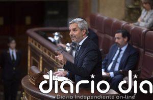 El PP insiste en que apoya el impuesto a las multinacionales pero no el "hachazo fiscal" del Gobierno