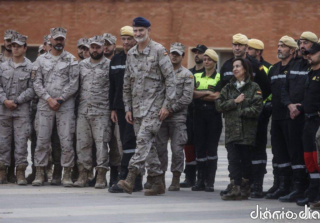 El Rey traslada el "espíritu" de ir "hombro con hombro, codo con codo, mano con mano y con el mismo corazón"