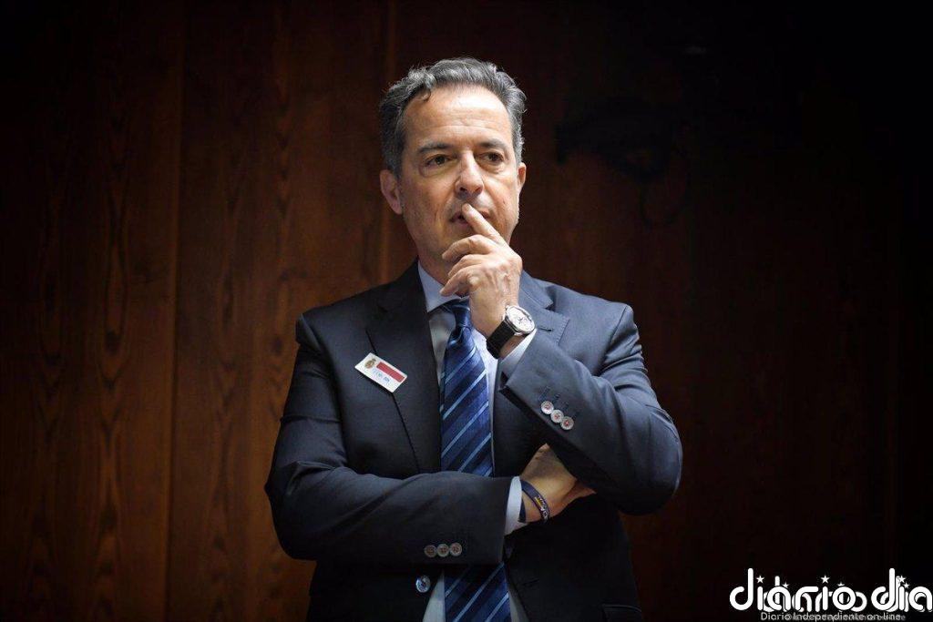 Excomisario de Barajas niega que Aldama estuviera en Barajas para recibir a Delcy y justifica que Ábalos lo hiciera