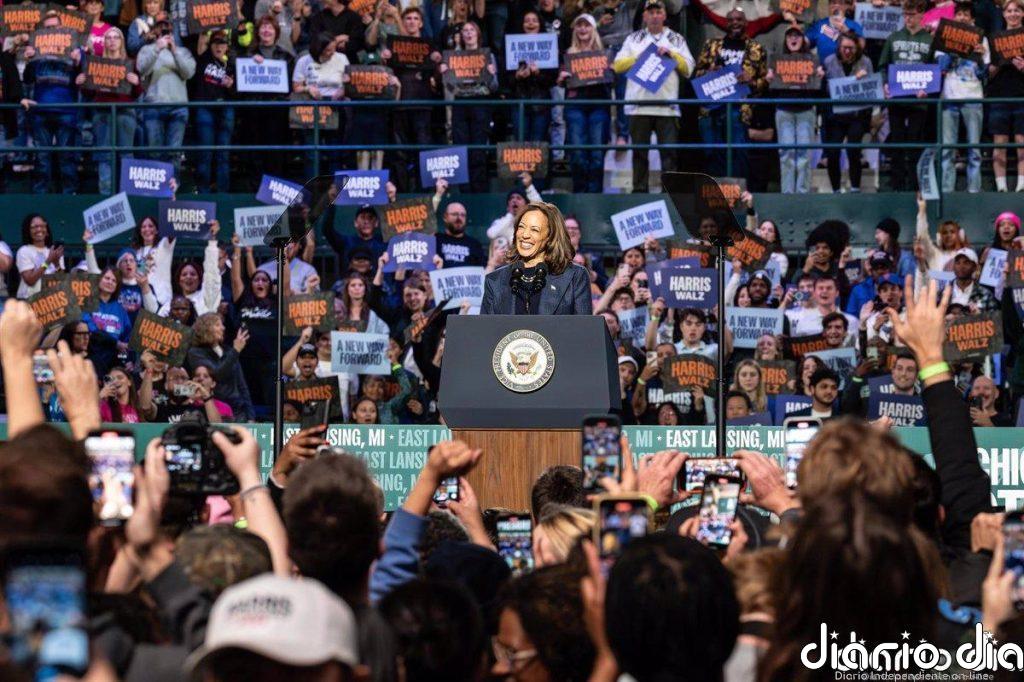 Harris se concentra en Pensilvania y Trump viaja por tres estados en el último día de campaña