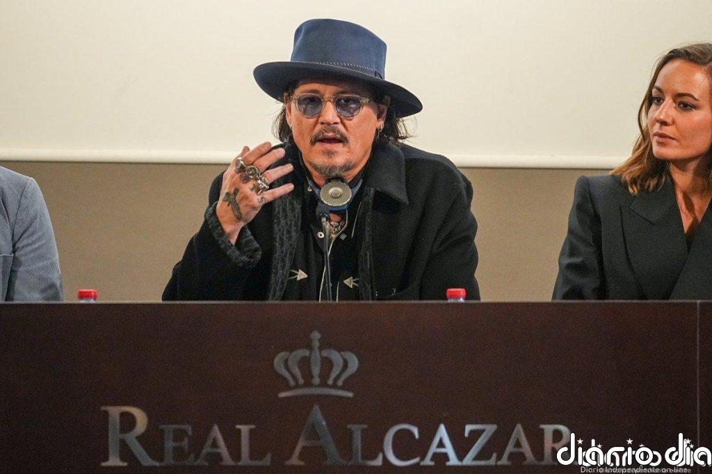 Johnny Depp muestra su apoyo a los afectados por la DANA y destaca "la resiliencia y fuerza del pueblo español"