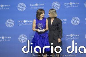 La obra ganadora y finalista del Premio Planeta 2024 salen a la venta: "Dos novelas diferentes pero con mujeres fuertes"