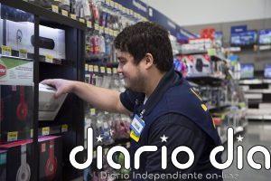 Las ventas minoristas de EE.UU. se desaceleran en octubre cuatro décimas y avanzan al 0,4%