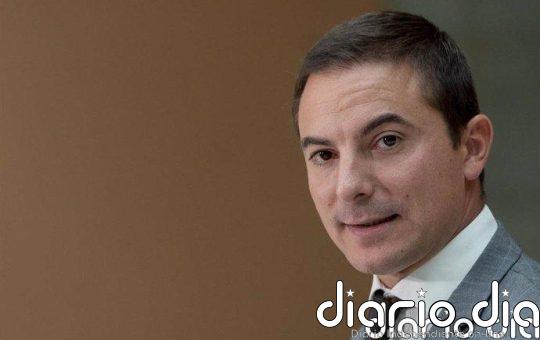 Lobato dimite como secretario general del PSOE-M para frenar la "división" y lanza críticas a Ferraz