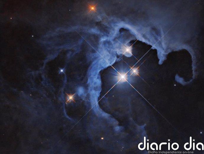 Nuevo modelo para calcular la vida inteligente en el universo Esta imagen del telescopio espacial Hubble capta un sistema de tres estrellas que puede albergar planetas potencialmente habitables. Nuestro vecino estelar más cercano, el sistema Alpha Centauri, incluye tres estrellas.