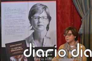 Piedad Bonnett presenta su antología poética 'La oscura disonancia': "Me ha revelado cosas de mi que jamás había visto"