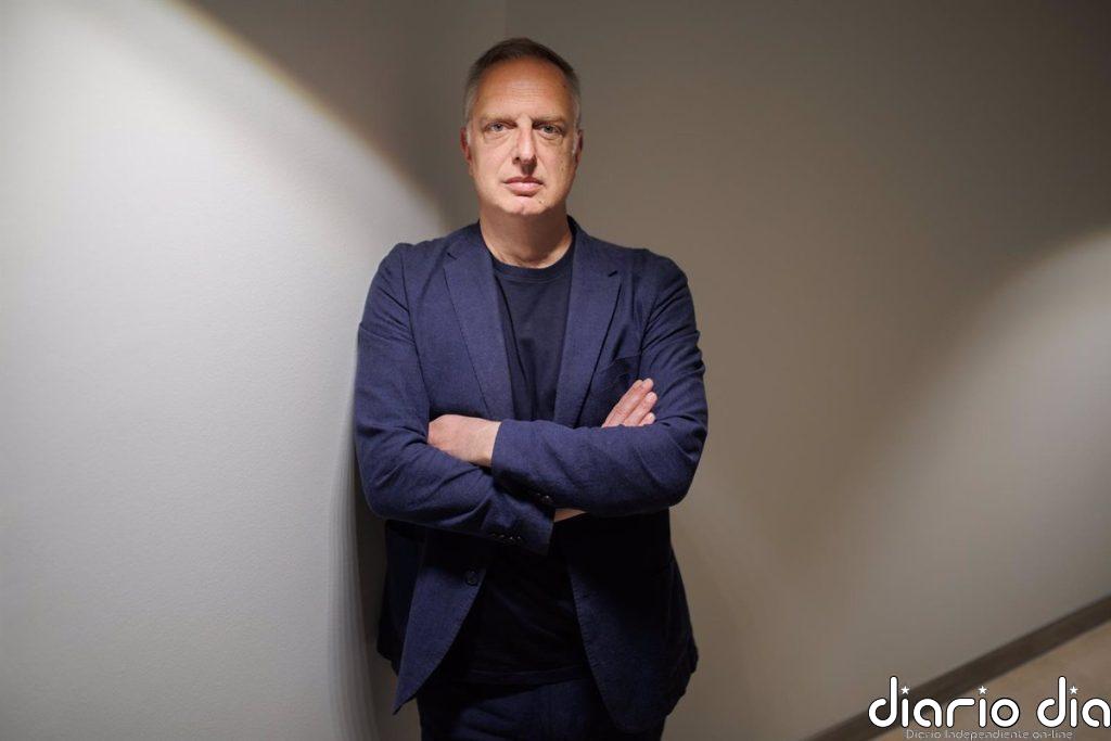 Scurati publica la 4ª parte de su serie de Mussolini: "Las fuerzas enemigas de la democracia liberal ya están aquí"