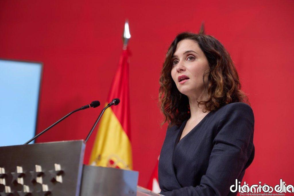 Ayuso hace balance de su gestión mientras alerta de los "enemigos clásicos" de España y el Gobierno de Sánchez